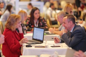 Empresa de Servicio Sabes cómo satisfacer a tus clientes